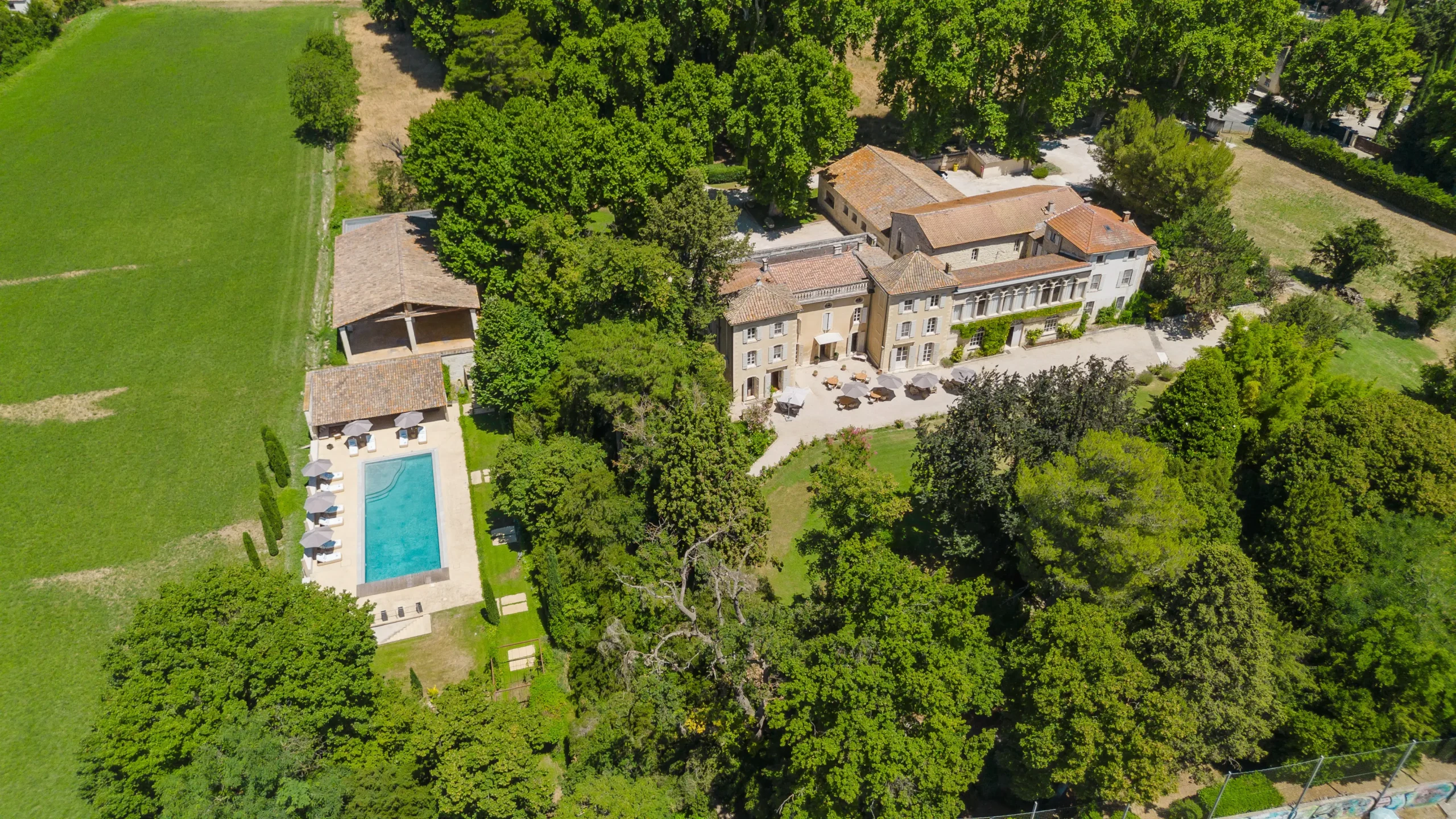 Chateau Saint Perret Exterior 3 Scaled 1